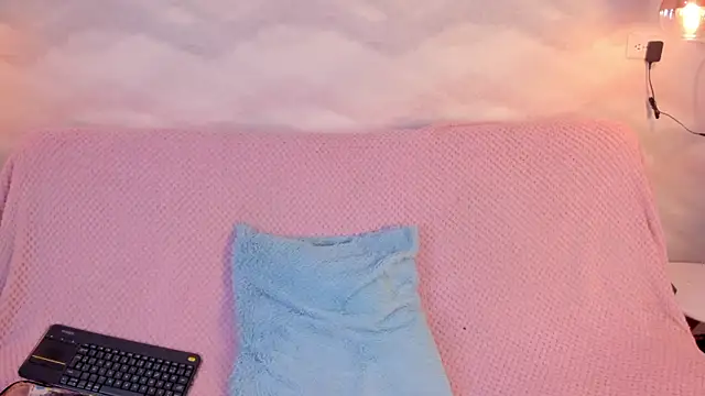 jazlin angels online show from 26, 10, 2025