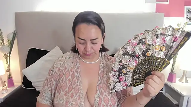 Angel Velvet online show from 1, 4, 2026