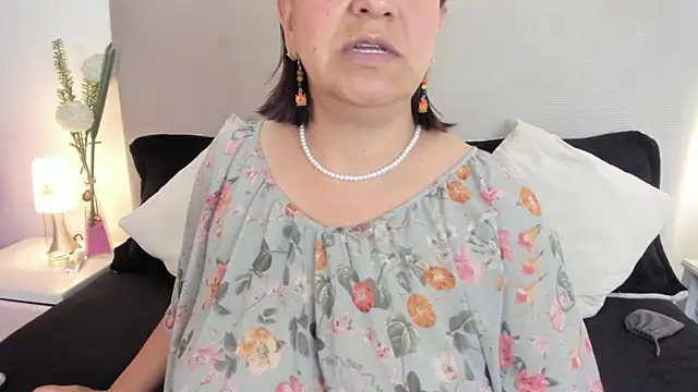 Angel Velvet online show from 31, 3, 2026