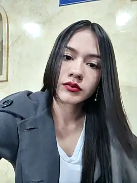 CHARLOTTE  05 online show from 21, 10, 2025