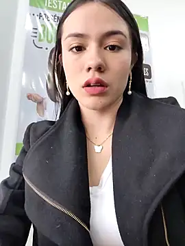 CHARLOTTE  05 online show from 20, 11, 2025