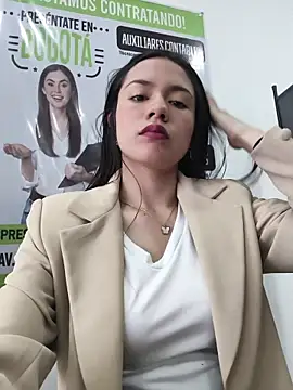 CHARLOTTE  05 online show from 1, 12, 2025