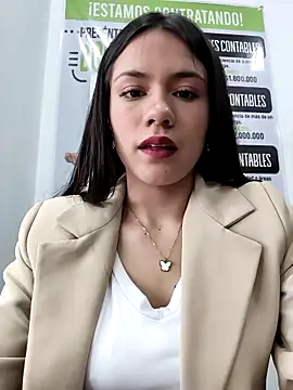 CHARLOTTE  05 online show from 5, 12, 2025