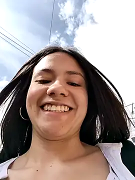 CHARLOTTE  05 online show from 11, 10, 2025