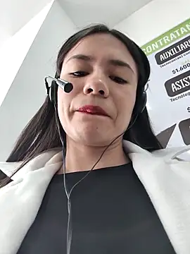 CHARLOTTE  05 online show from 8, 11, 2025