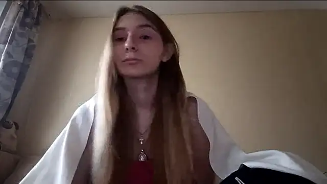 Nymera flare online show from 21, 10, 2025