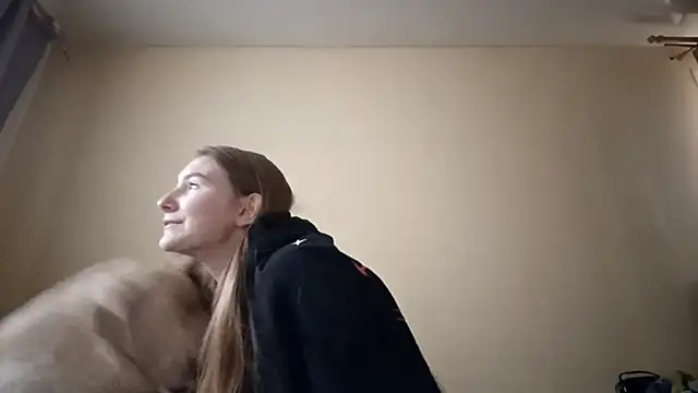 Nymera flare online show from 20, 11, 2025