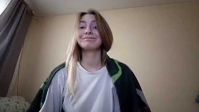 Nymera flare online show from 3, 11, 2025