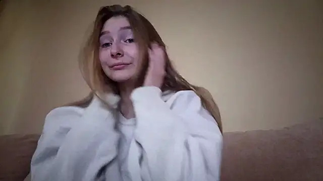 Nymera flare online show from 23, 9, 2025