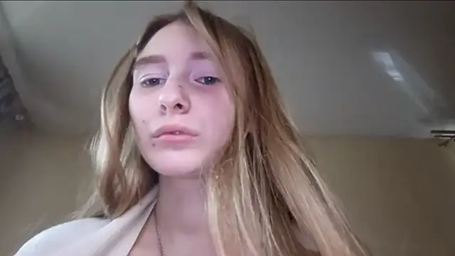 Nymera flare online show from 22, 10, 2025