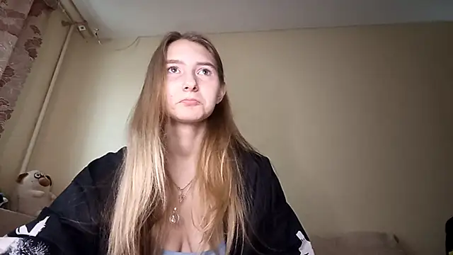 Nymera flare online show from 8, 10, 2025