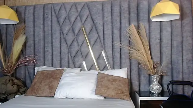 Boss Domiinator online show from 4, 10, 2025