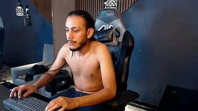 Boss Domiinator online show from 12, 9, 2025