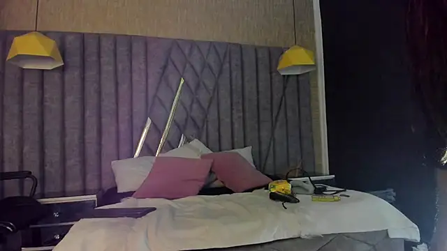 Boss Domiinator online show from 13, 11, 2025