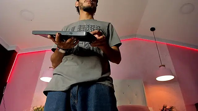 Boss Domiinator online show from 19, 3, 2026