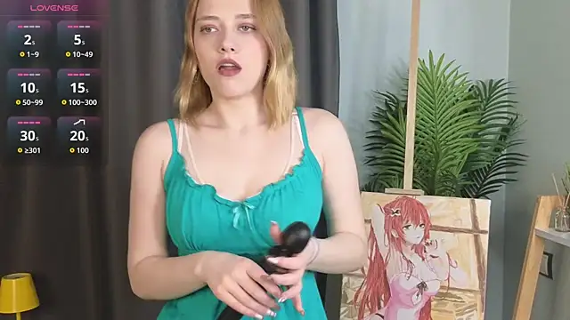 HollieCollelo online show from 16, 12, 2025