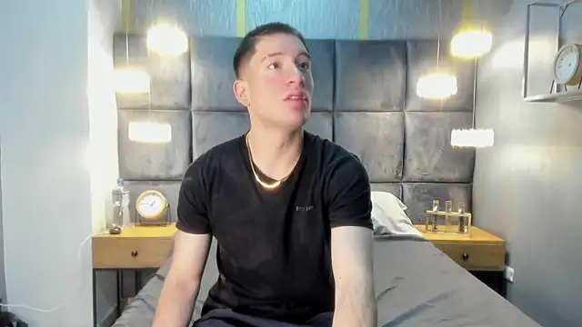 HunterHeat  online show from 22, 11, 2025