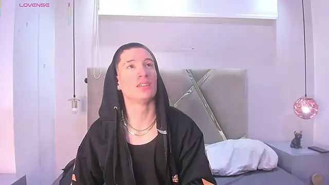 HunterHeat  online show from 29, 10, 2025