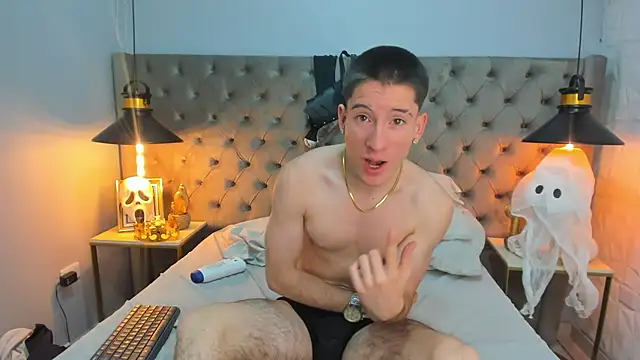 HunterHeat  online show from 4, 10, 2025