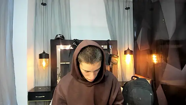 HunterHeat  online show from 19, 1, 2026