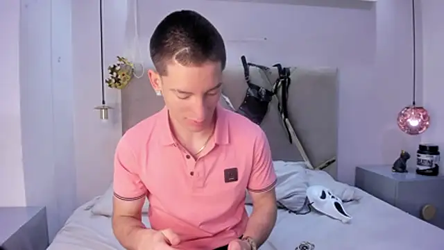 HunterHeat  online show from 1, 11, 2025