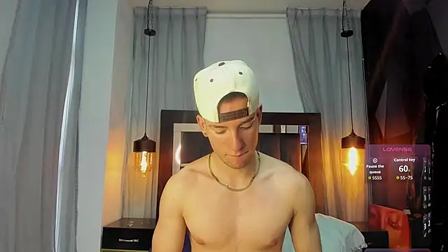 HunterHeat  online show from 20, 12, 2025