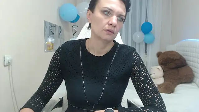 AvaSaturnian online show from 30, 9, 2025