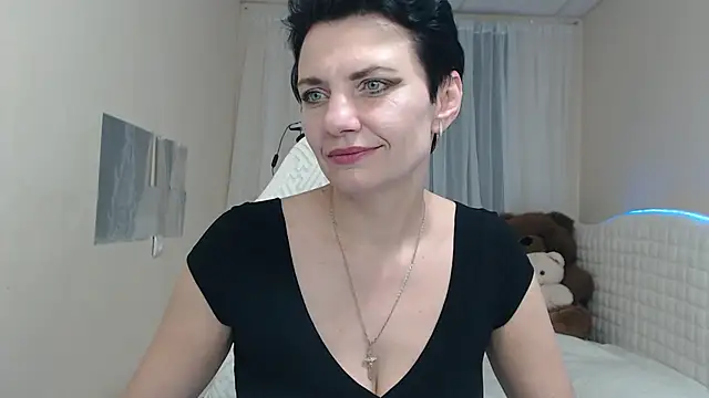 AvaSaturnian online show from 20, 11, 2025