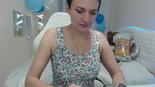 AvaSaturnian online show from 21, 9, 2025