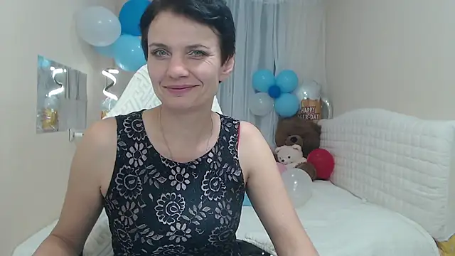 AvaSaturnian online show from 6, 10, 2025