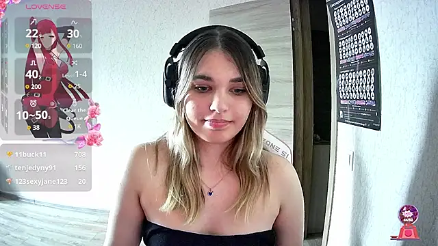 Kris Moss online show from 1, 11, 2025