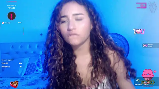 Snapshot of sasha_17_ chatting on 7, 10, 2025 sasha 17 online show from 7, 10, 2025