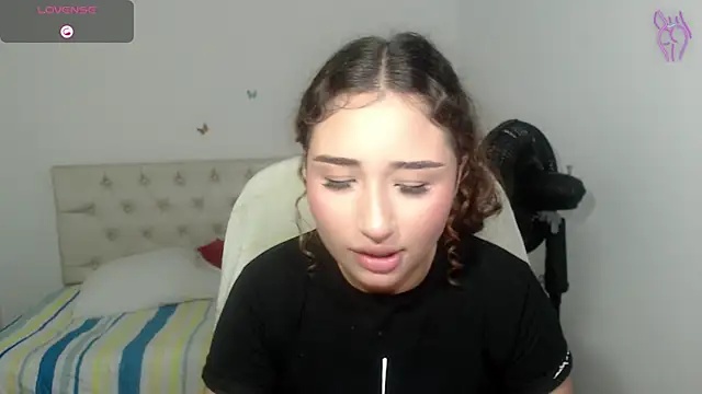 Snapshot of sasha_17_ chatting on 25, 11, 2025 sasha 17 online show from 25, 11, 2025