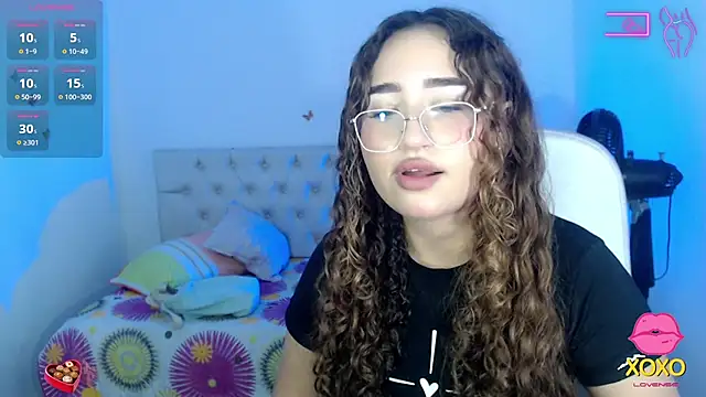 Snapshot of sasha_17_ chatting on 18, 9, 2025 sasha 17 online show from 18, 9, 2025