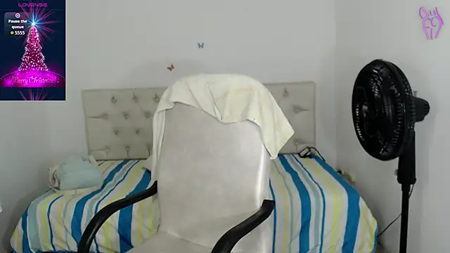 Snapshot of sasha_17_ chatting on 1, 12, 2025 sasha 17 online show from 1, 12, 2025