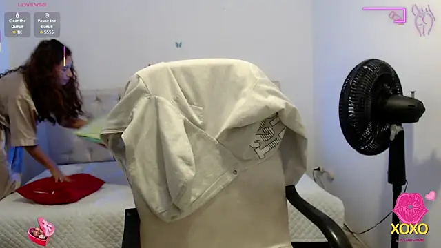 Snapshot of sasha_17_ chatting on 15, 10, 2025 sasha 17 online show from 15, 10, 2025