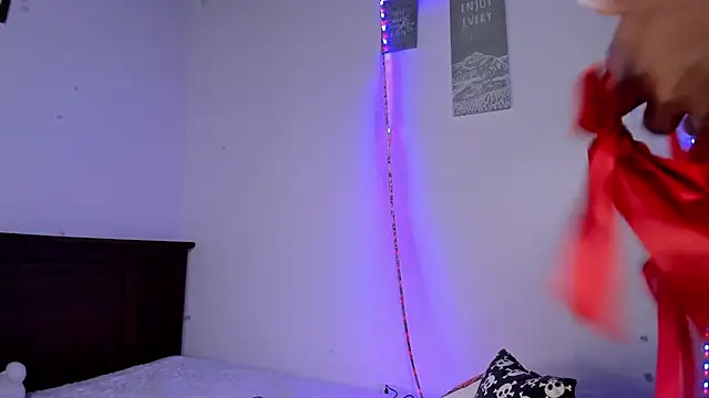 Michluxe 69 online show from 11, 11, 2025