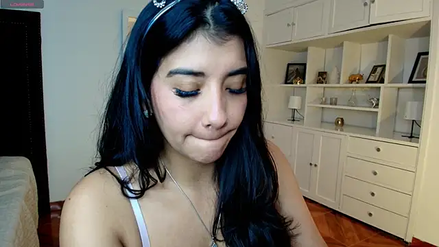 nina moen online show from 1, 11, 2025