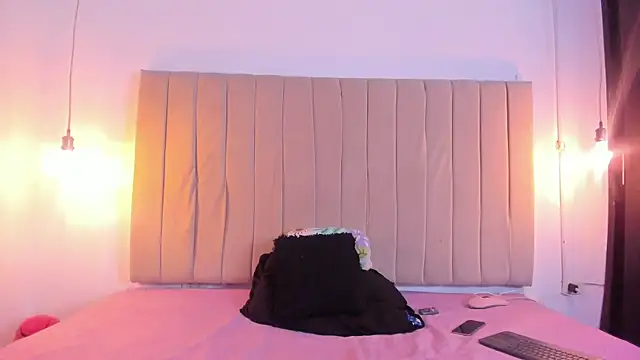 Snapshot of escar_let chatting on 17, 2, 2026 escar let online show from 17, 2, 2026