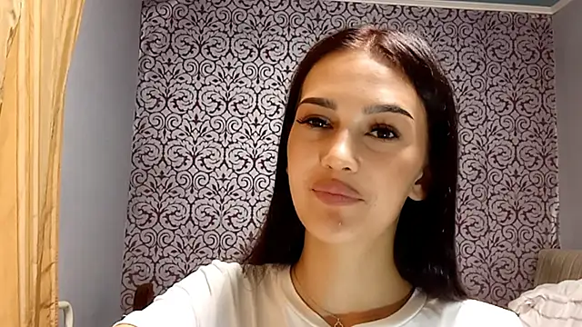 AuraJefcoat online show from 18, 9, 2025