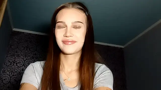 AuraJefcoat online show from 8, 9, 2025