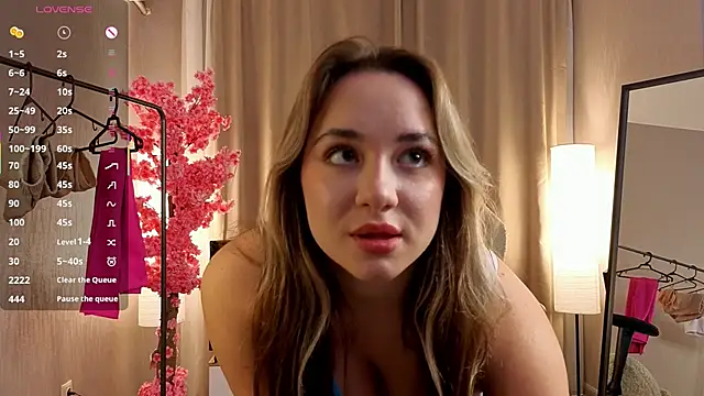 Pony Claid online show from 5, 10, 2025