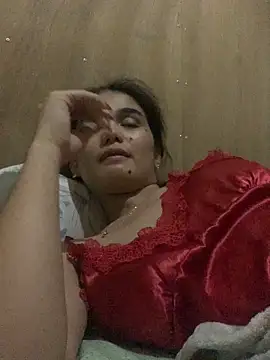 Snapshot of AngelHille chatting on 12, 9, 2025 AngelHille online show from 12, 9, 2025