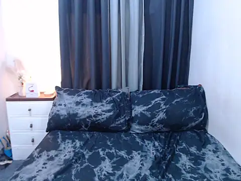 Snapshot of AngelHille chatting on 8, 9, 2025 AngelHille online show from 8, 9, 2025