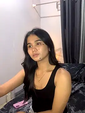 Snapshot of AngelHille chatting on 16, 11, 2025 AngelHille online show from 16, 11, 2025