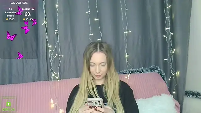 BabbbyFoxxx online show from 10, 1, 2026