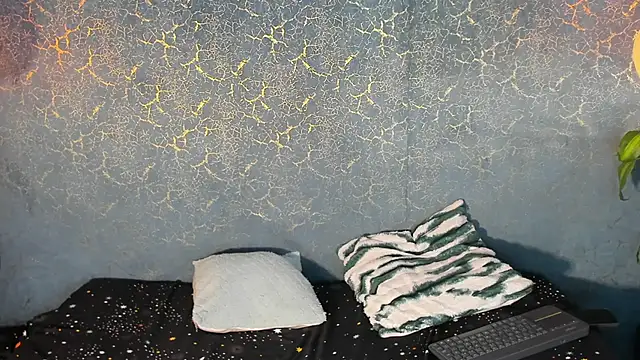 Snapshot of zorre_ chatting on 14, 10, 2025 zorre online show from 14, 10, 2025