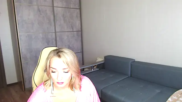 selenallen online show from 24, 9, 2025