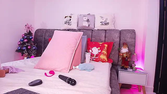 sweegirl69 online show from 22, 12, 2025