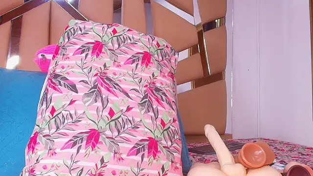 sweegirl69 online show from 14, 9, 2025